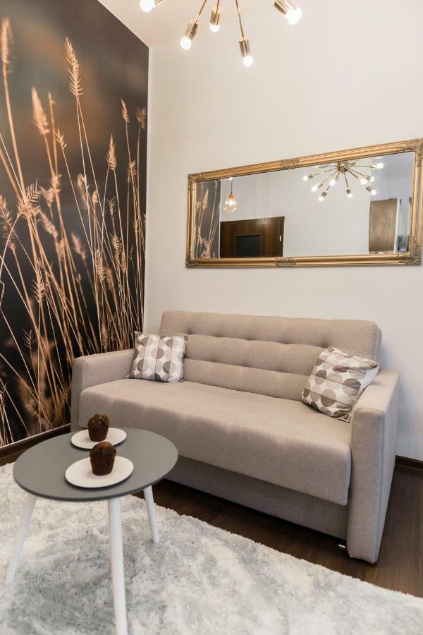 Goldeneye Apartment Center Βρότσλαβ Εξωτερικό φωτογραφία