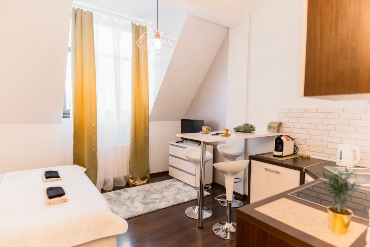 Goldeneye Apartment Center Βρότσλαβ Εξωτερικό φωτογραφία