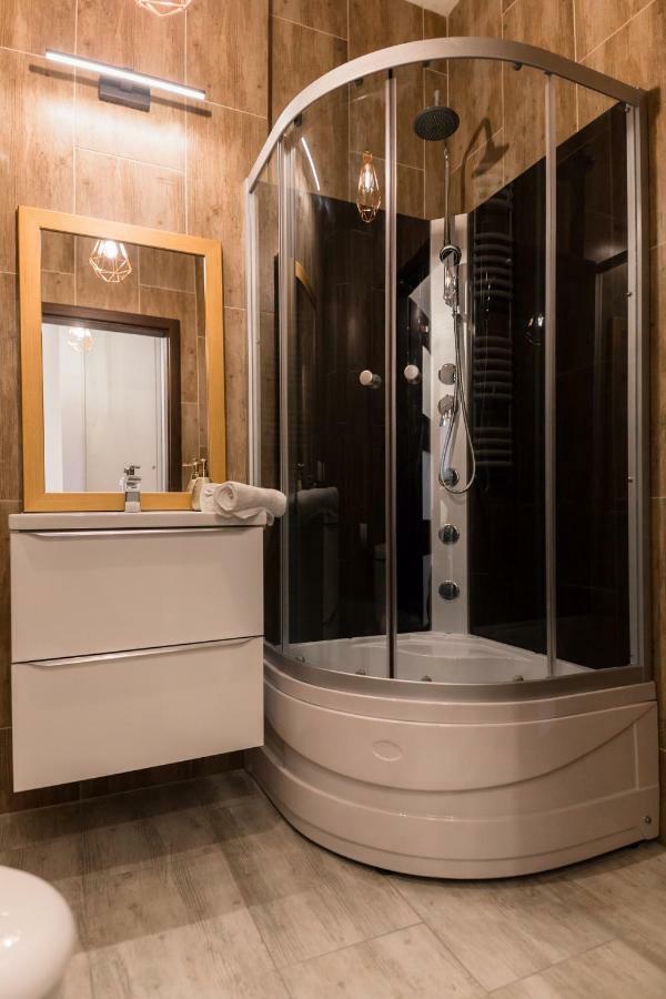 Goldeneye Apartment Center Βρότσλαβ Εξωτερικό φωτογραφία