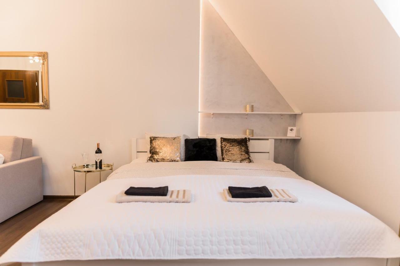 Goldeneye Apartment Center Βρότσλαβ Εξωτερικό φωτογραφία